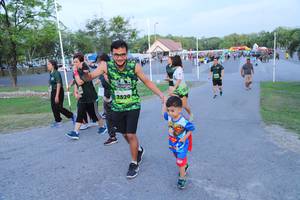 BIB: 2520
                            <button type="button" onclick="openModal(3631422)" class="btn btn-primary btn-sm float-right btn-popup" data-toggle="modal" data-target=".modal-high-quality">
                        <i class="fas fa-shopping-cart"></i> Add to Cart
                    </button>
                                            <button type="button" onclick="isThisMe(3631422, true)" class="btn btn-success btn-sm float-right btn-popup btn-isme hidden" data-toggle="tooltip" data-placement="bottom" title="นี่คือรูปของคุณใช่ไหม คลิกที่นี่เพื่อเอาเข้าอัลบั้ม">
                        <i class="fas fa-plus"></i> Add to album
                    </button>
                    <button type="button" onclick="isThisMe(3631422, false)" class="btn btn-warning btn-sm float-right btn-popup btn-isnotme hidden">
                        <i class="fas fa-ban"></i> Remove from album
                    </button>